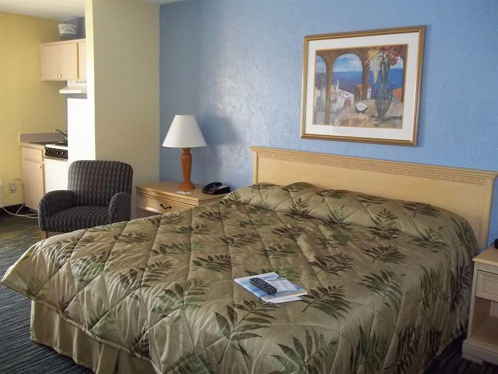 Holiday Inn Express & Suites Oceanfront Daytona Beach Shores By Ihg Eksteriør bilde