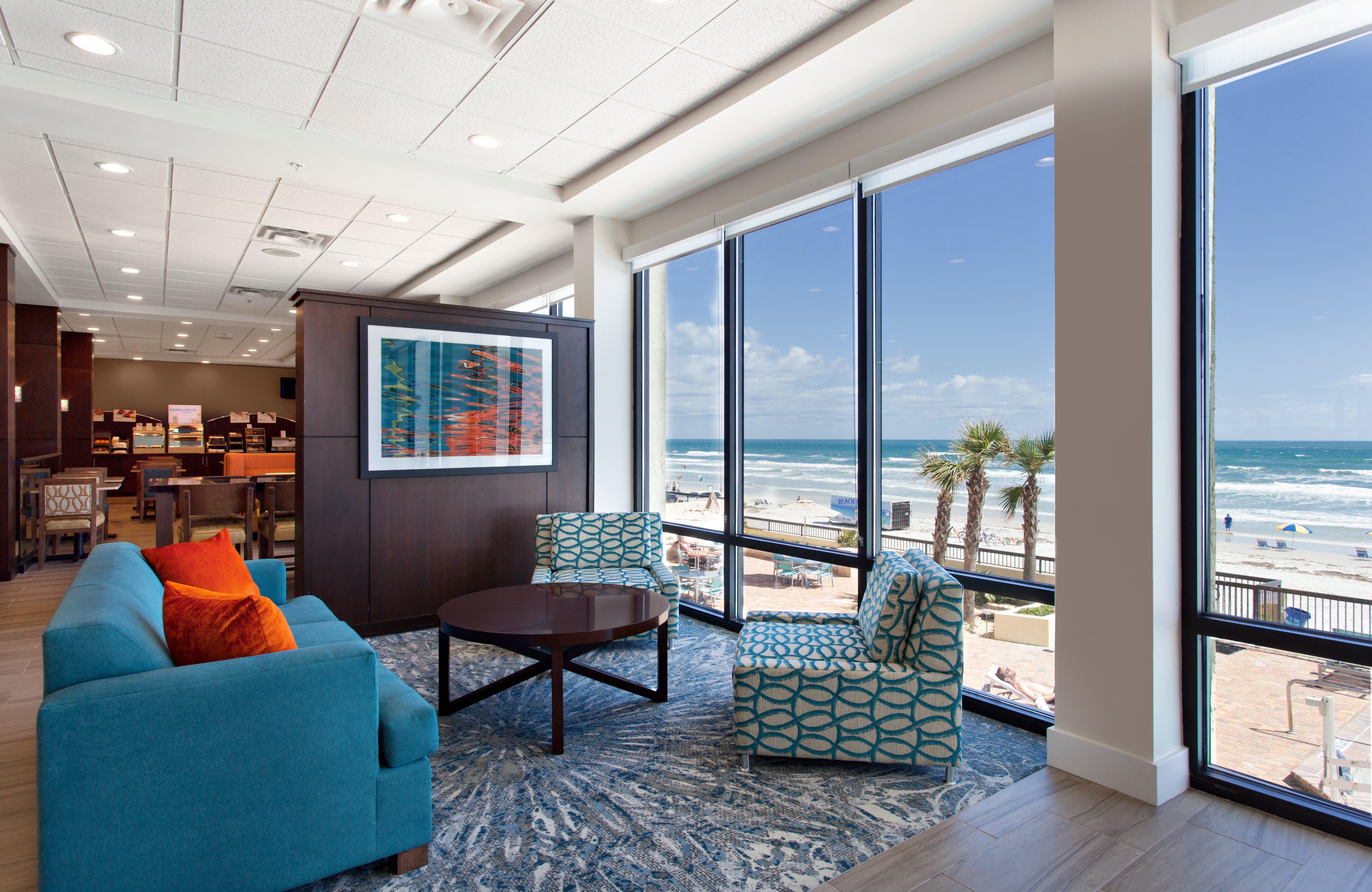 Holiday Inn Express & Suites Oceanfront Daytona Beach Shores By Ihg Eksteriør bilde
