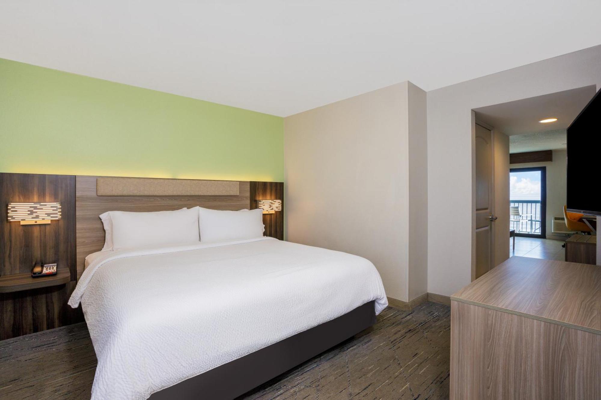 Holiday Inn Express & Suites Oceanfront Daytona Beach Shores By Ihg Eksteriør bilde
