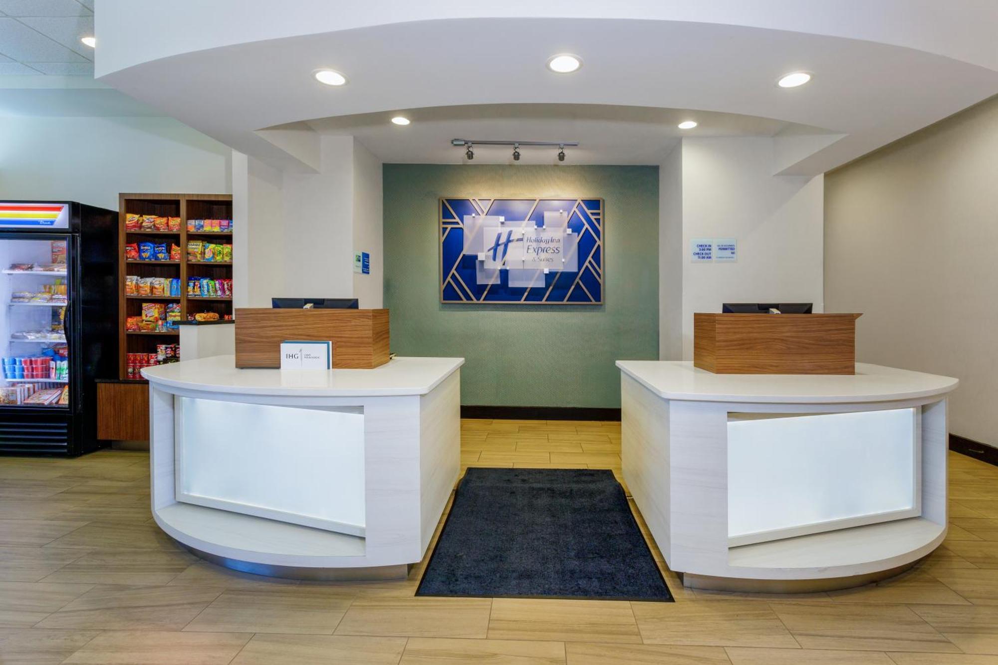 Holiday Inn Express & Suites Oceanfront Daytona Beach Shores By Ihg Eksteriør bilde